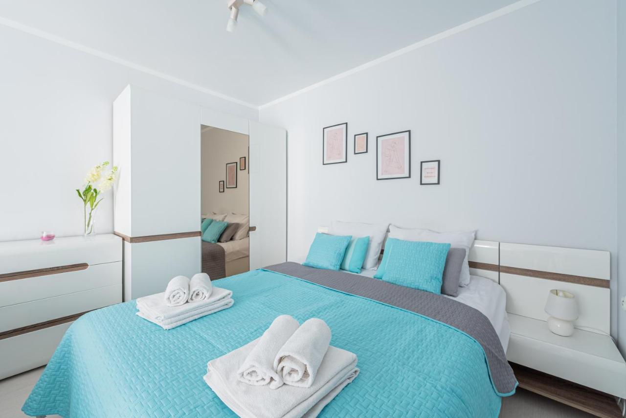 Apartament Z Balkonem Przy Latarni 150M Od Morza Kolberg Exterior foto