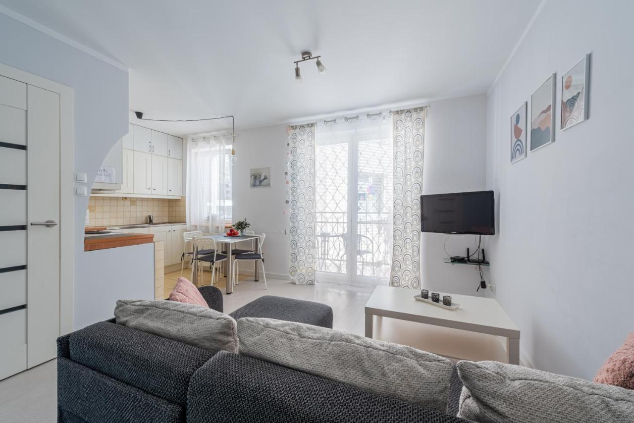 Apartament Z Balkonem Przy Latarni 150M Od Morza Kolberg Exterior foto